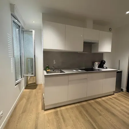 Avenue De La Gare - Apartment Sartrouville
